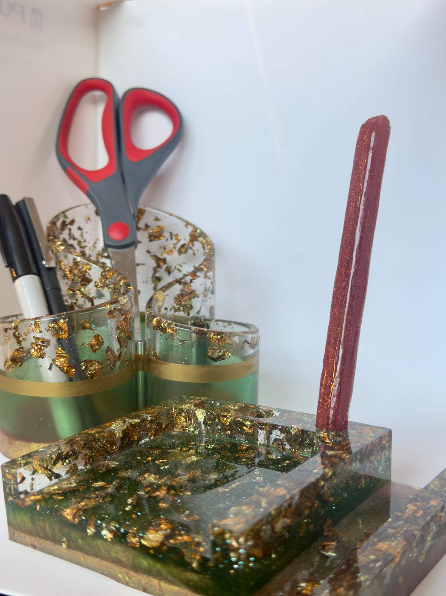 Emerald & Gold Resin Post It Holder with Phone Stand & Pen Holes